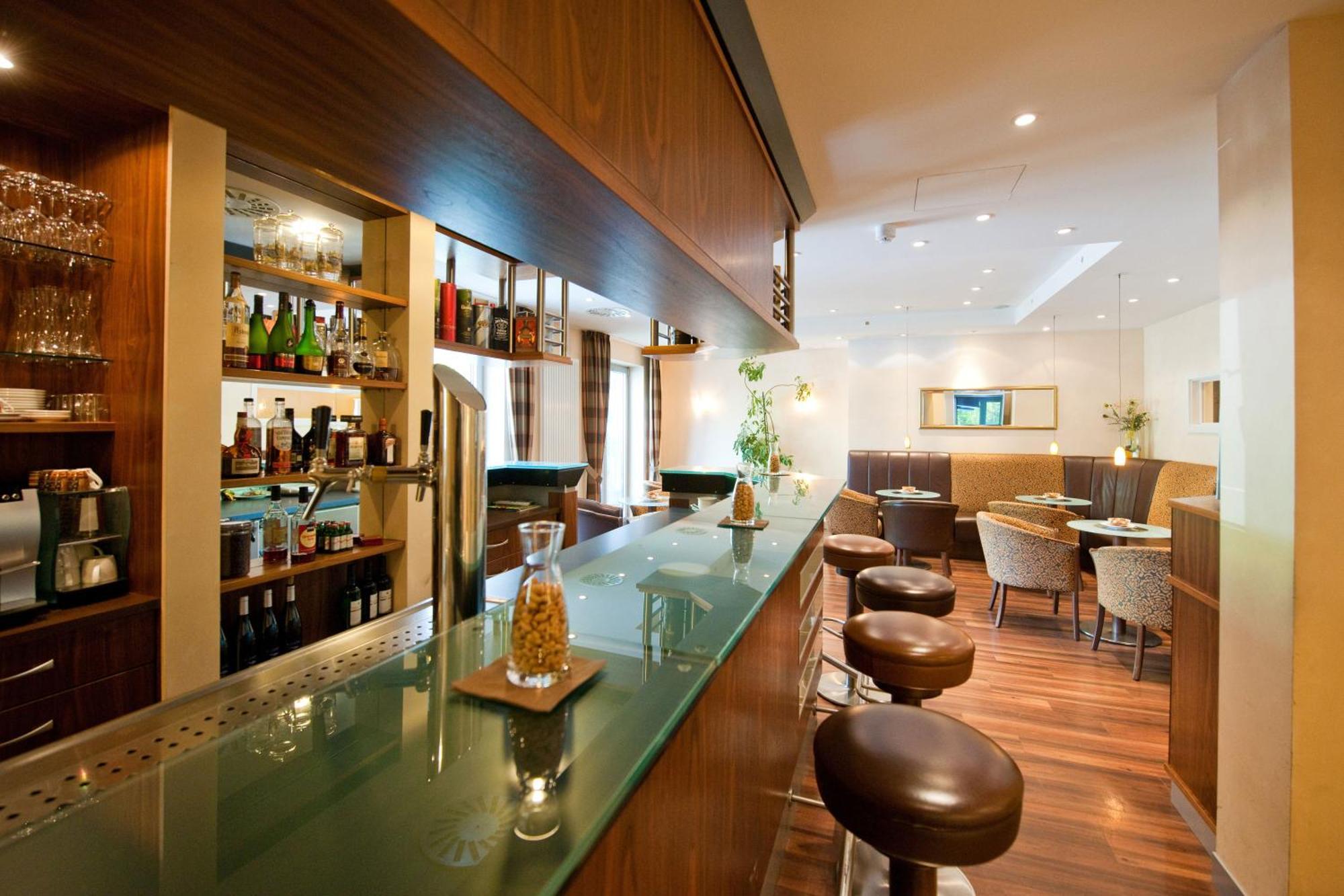 Hotel Scheffelhoehe Bruchsal Restaurant photo