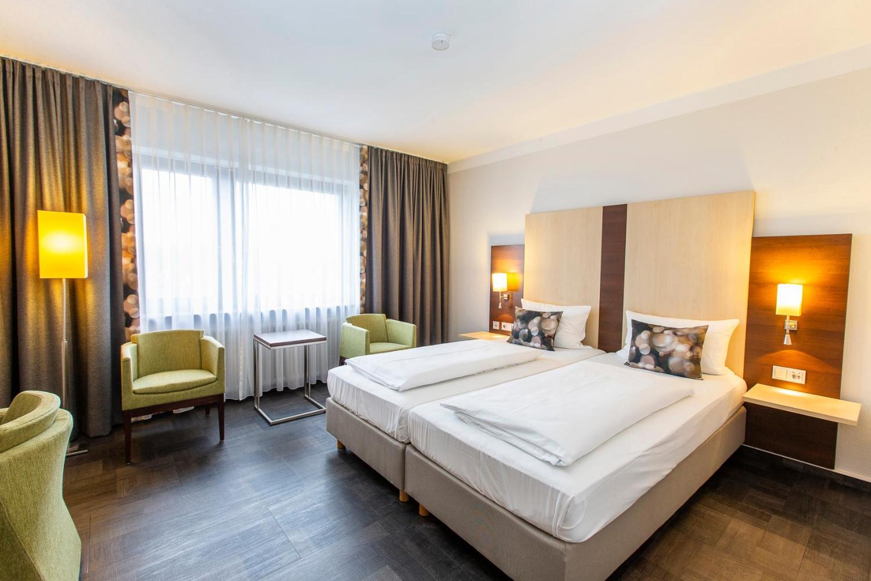 Hotel Scheffelhoehe Bruchsal Extérieur photo