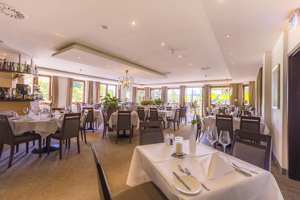 Hotel Scheffelhoehe Bruchsal Extérieur photo